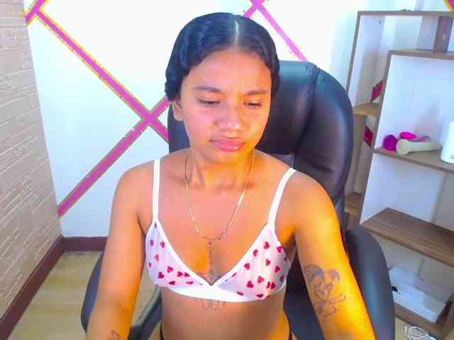 AngelicaBlue webcam
