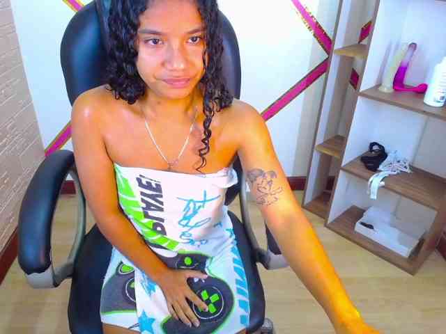 AngelicaBlue webcam