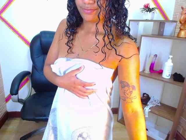 AngelicaBlue webcam