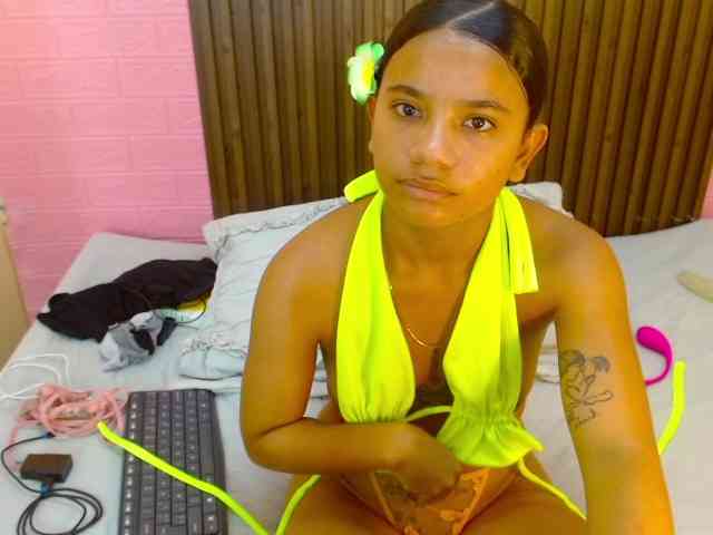 AngelicaBlue webcam