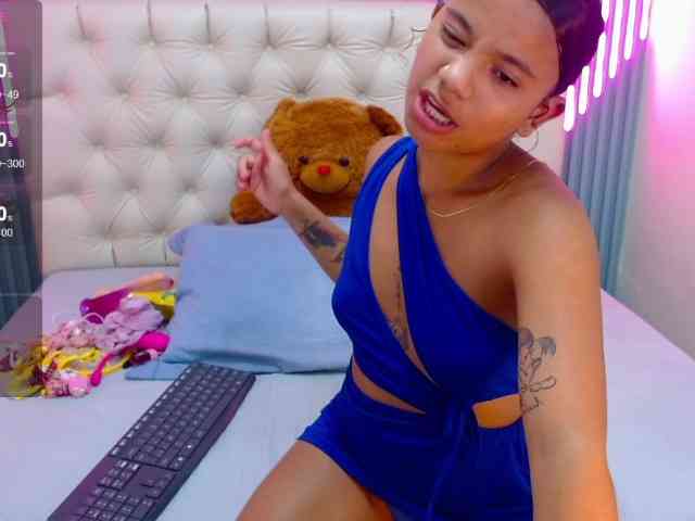 AngelicaBlue webcam