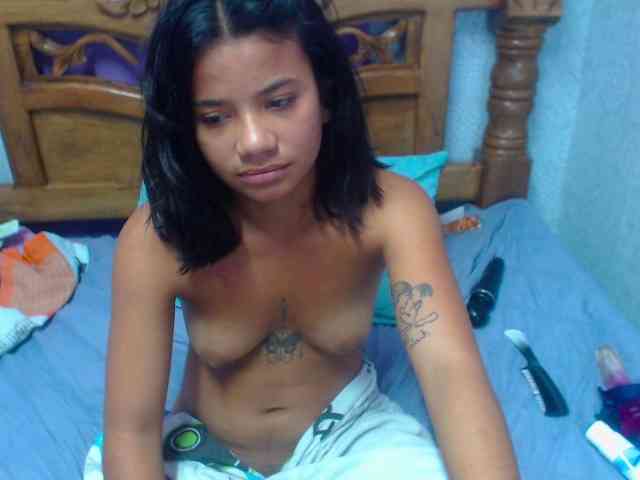 AngelicaBlue Live Webcam on BongaCams