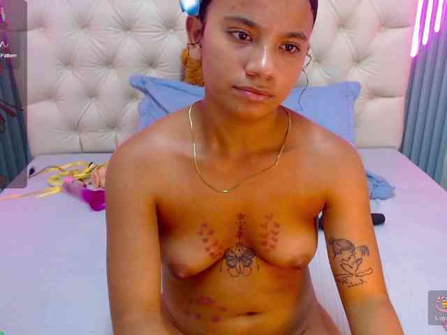 AngelicaBlue webcam