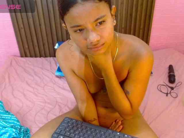 AngelicaBlue webcam