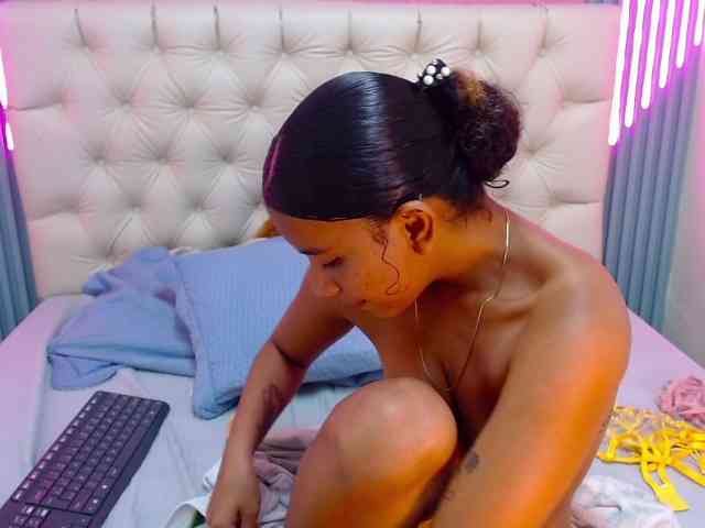 AngelicaBlue webcam