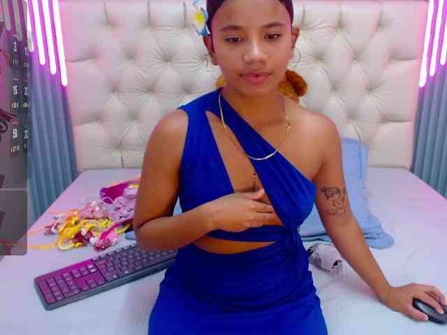 AngelicaBlue webcam
