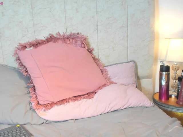 MariaFoxx's BongaCams show and profile