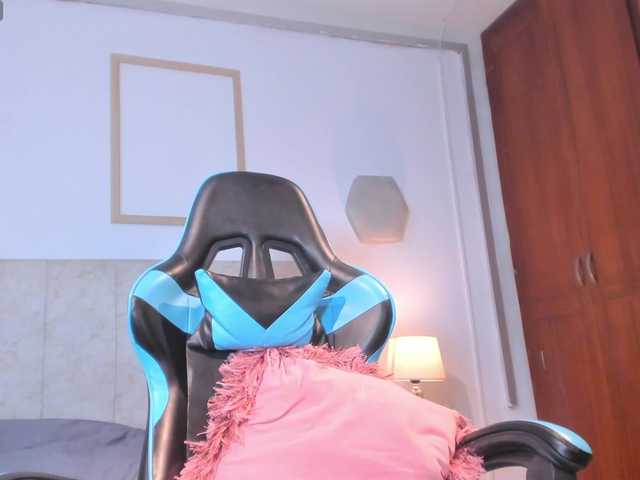 MariaFoxx live cam profile