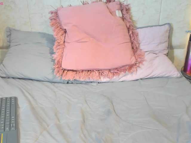 MariaFoxx's BongaCams show and profile