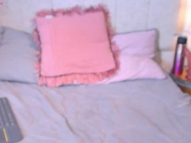 MariaFoxx's BongaCams show and profile