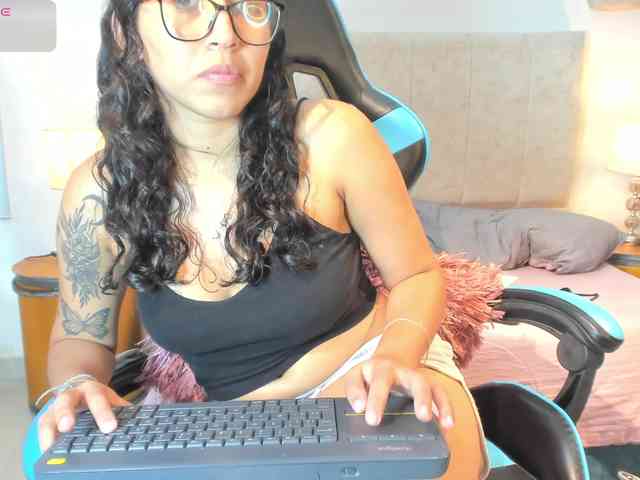 MariaFoxx webcam