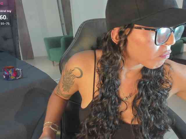 MariaFoxx webcam