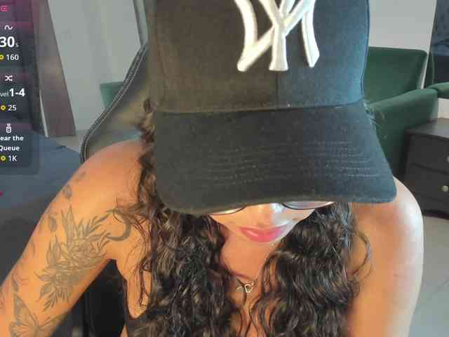 MariaFoxx webcam