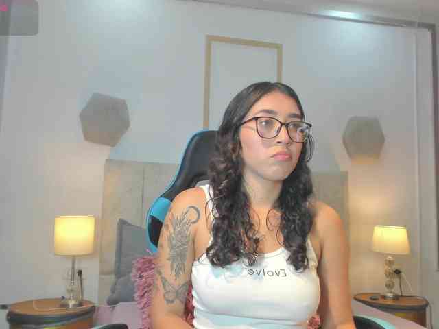 MariaFoxx webcam