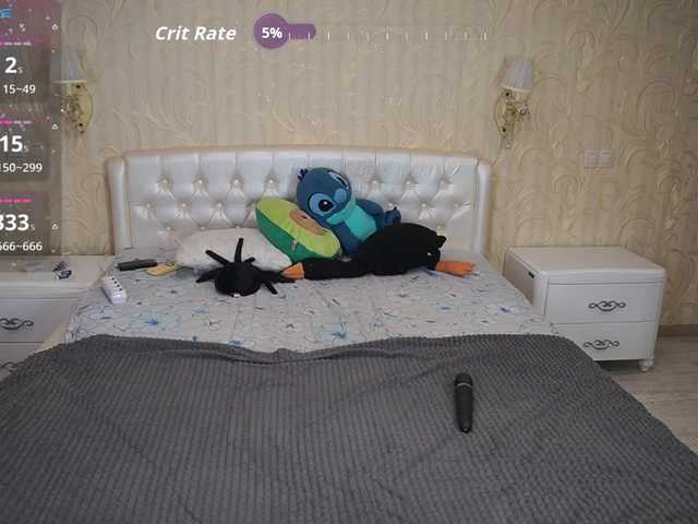 MiaVienne webcam bongacams model stream image