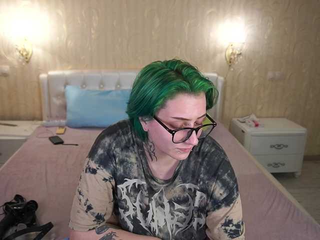 EliaRose's BongaCams show and profile