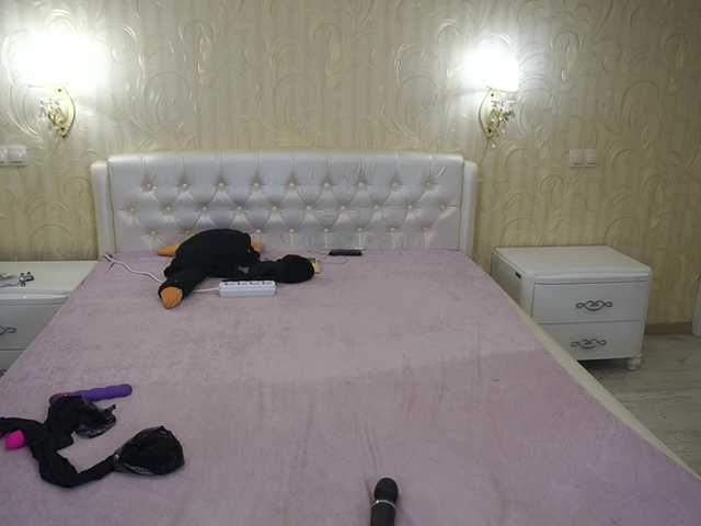 EliaRose's BongaCams show and profile