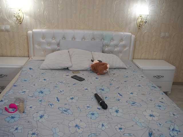 EliaRose's BongaCams show and profile