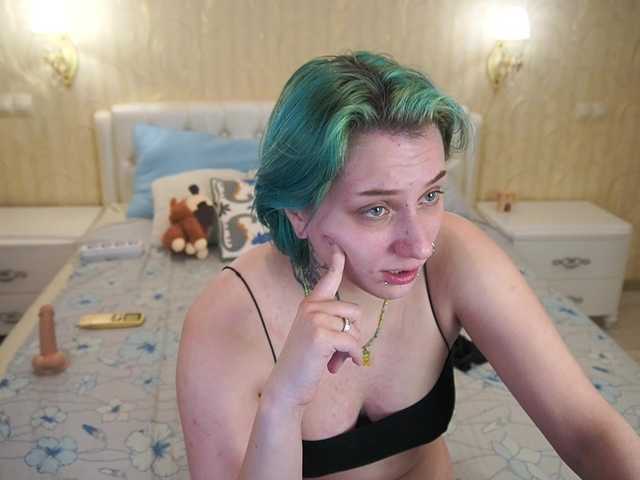 EliaRose's BongaCams show and profile