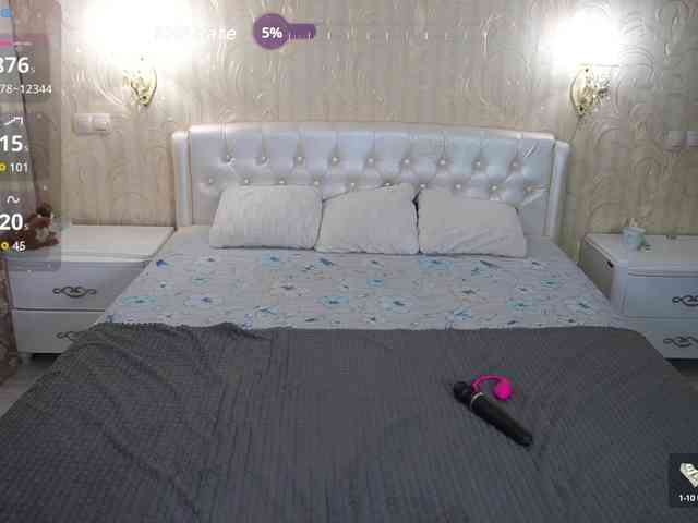 MiaVienne webcam