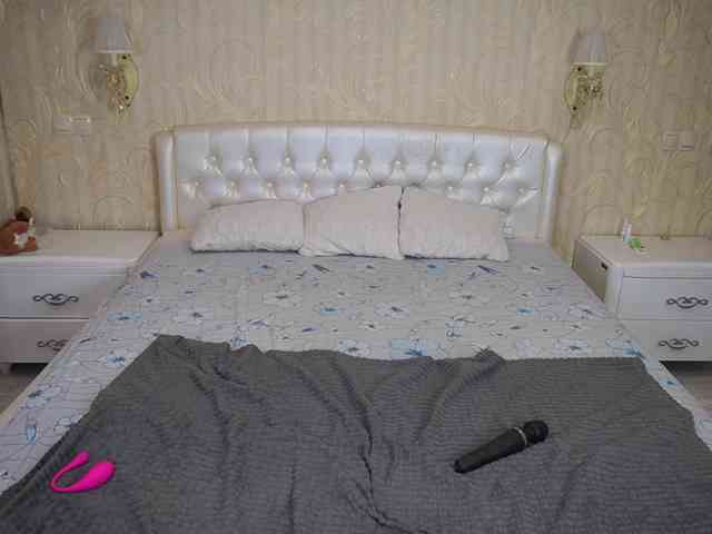 MiaVienne webcam