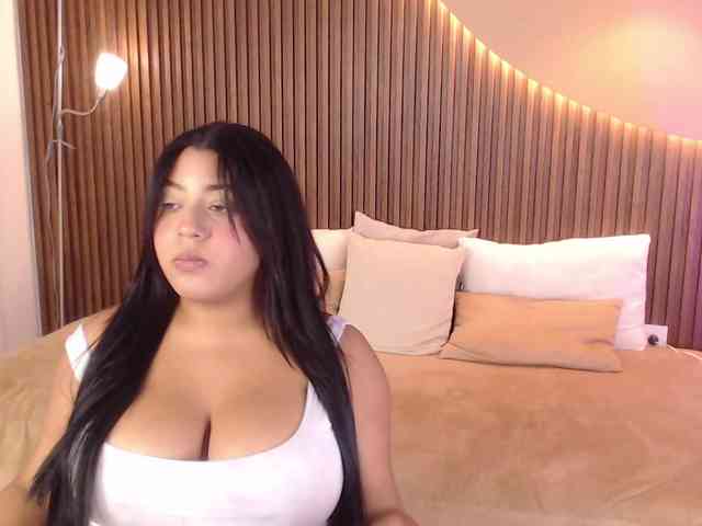 Alicia-20 webcam