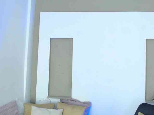 Alicia-20 webcam