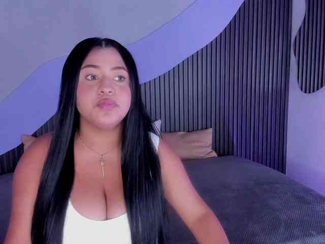 Alicia-20 webcam