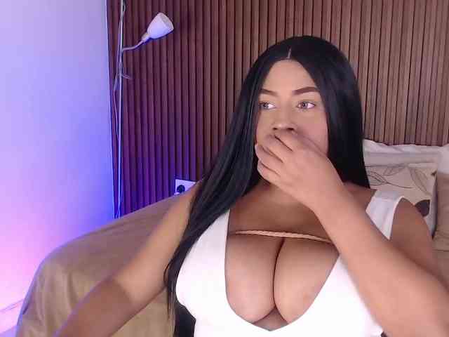 Alicia-20 webcam