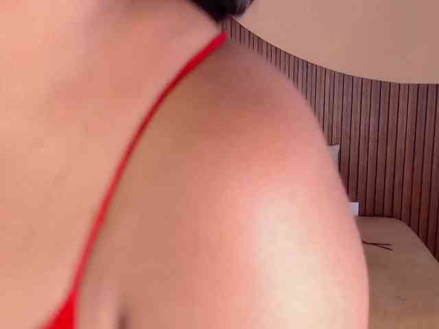 Alicia-20 webcam