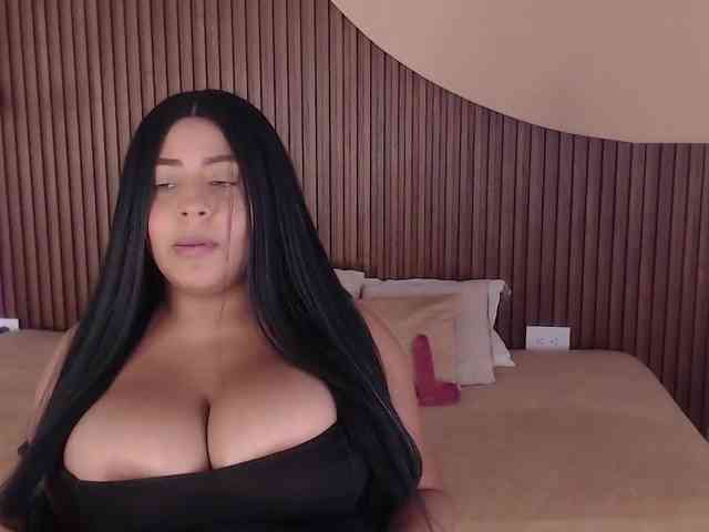 Alicia-20 Live Webcam on BongaCams