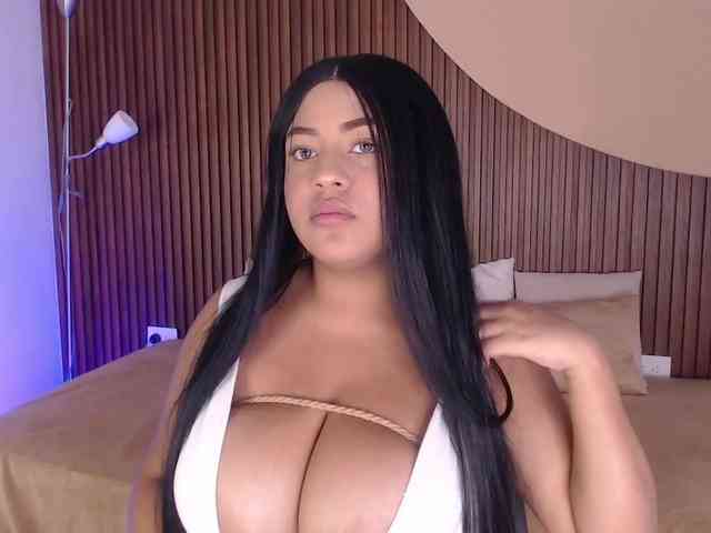 Alicia-20 webcam