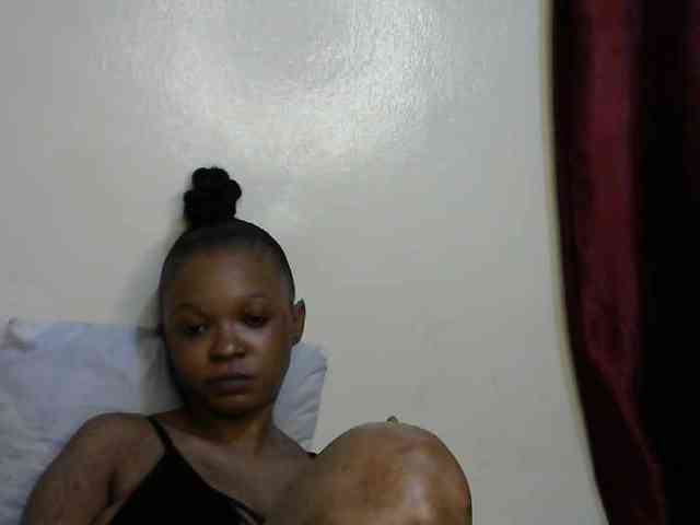 Miss-riri webcam