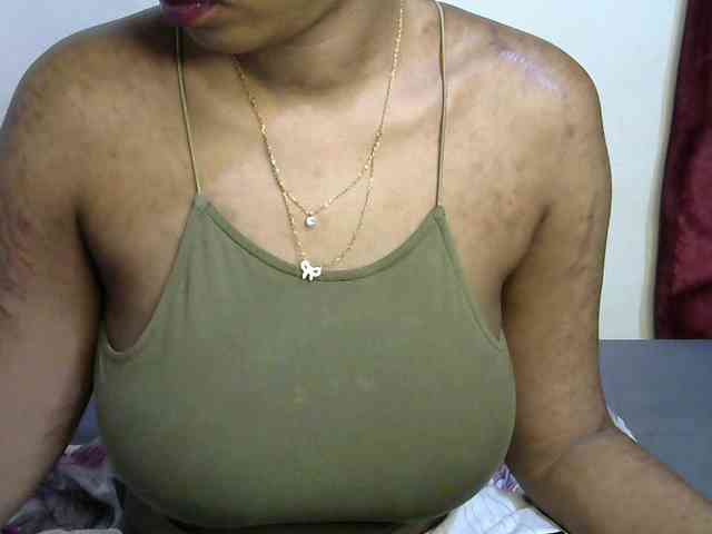 Miss-riri webcam