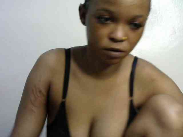 Miss-riri webcam