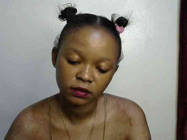 Miss-riri webcam