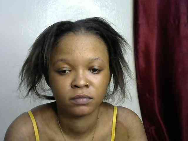 Miss-riri webcam