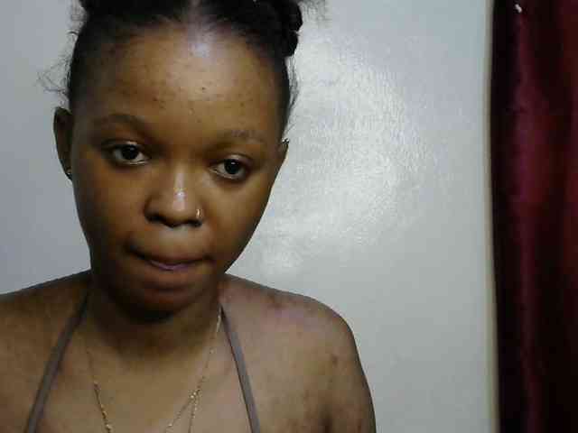 Miss-riri webcam