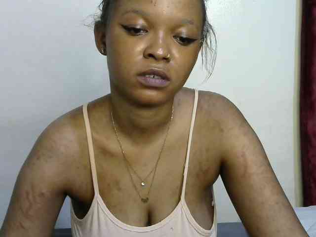 Miss-riri webcam