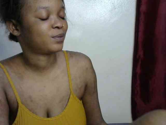 Miss-riri webcam