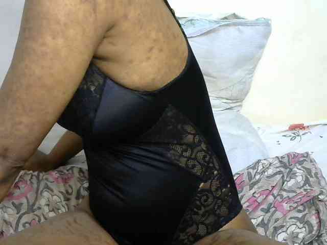 Miss-riri webcam