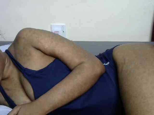 Miss-riri webcam