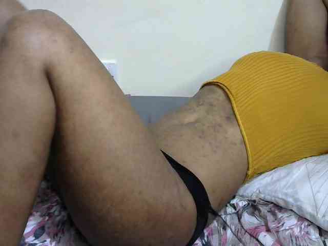 Miss-riri webcam