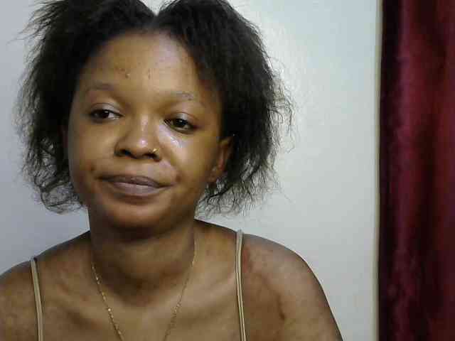 Miss-riri webcam