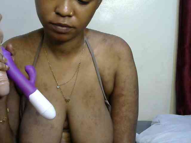 Miss-riri webcam