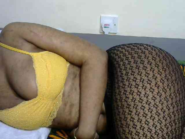 Miss-riri webcam