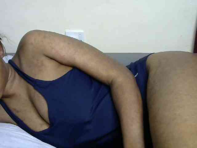 Miss-riri webcam