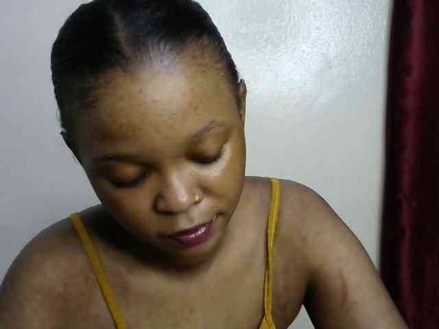 Miss-riri webcam