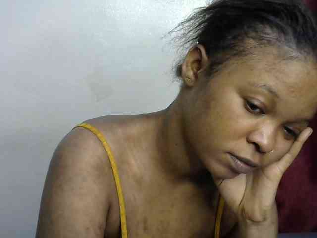 Miss-riri webcam