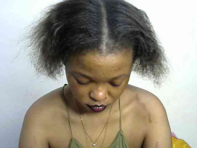 Miss-riri webcam